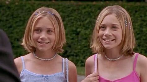 mary kate and ashley olsen gucci bucket hats teenagers|ashley olsen and mary kate outfits.